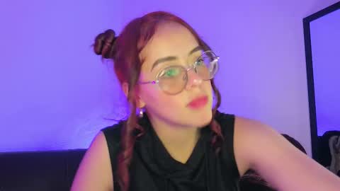 Layla Velvet online show from February 2026 11:09:01 PM