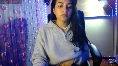 Snapshot of mia_petitebaby chatting on February 2025 10:11:01 PM Ma online show from February 2025 10:11:01 PM