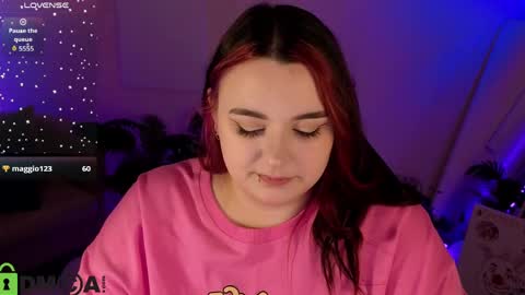Mia online show from May 2026 02:05:02 AM