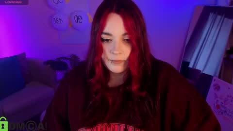 Mia online show from May 2026 01:00:01 AM