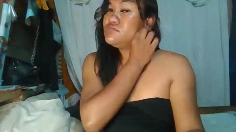 Snapshot of mia_revita chatting on May 2026 06:57:02 PM mia_revita online show from May 2026 06:57:02 PM