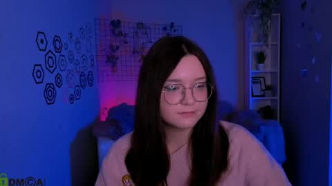 mia online show from April 2026 07:30:02 PM