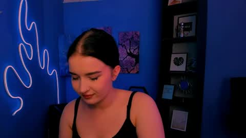 mia online show from May 2026 11:37:01 AM