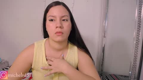 mia reys online show from January 2025 12:00:01 PM