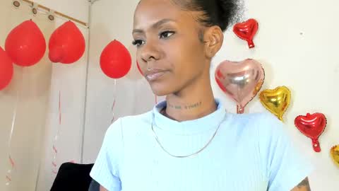 Snapshot of mia_rissi chatting on February 2025 03:32:02 PM Mia online show from February 2025 03:32:02 PM