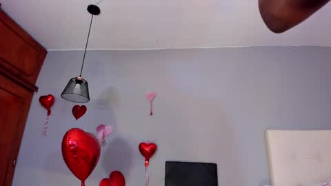 Snapshot of mia_rissi chatting on February 2025 06:21:02 PM Mia online show from February 2025 06:21:02 PM