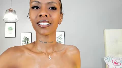Snapshot of mia_rissi chatting on March 2025 02:53:02 PM Mia online show from March 2025 02:53:02 PM