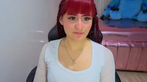 Mia online show from May 2026 08:03:01 PM