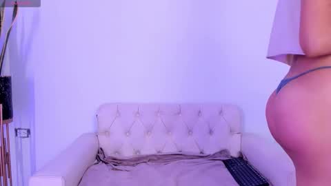 Snapshot of mia_roosee1 chatting on February 2026 05:25:02 AM mia online show from February 2026 05:25:02 AM