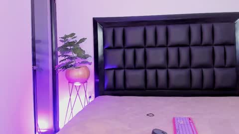 Snapshot of mia_roosee1 chatting on April 2026 05:40:02 AM mia online show from April 2026 05:40:02 AM