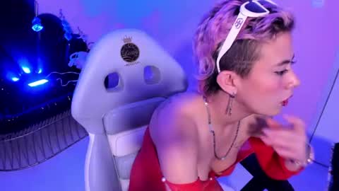 mia_rousse_1 online show from June 2026 03:49:01 AM
