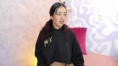 Mia . online show from April 2026 01:41:02 PM