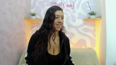 Mia . online show from June 2026 12:39:01 PM