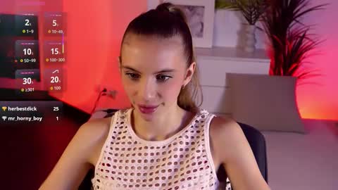 Snapshot of mia_silk chatting on December 2025 06:33:02 AM Mia online show from December 2025 06:33:02 AM