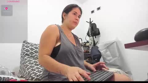 Snapshot of mia_soman chatting on December 2025 10:53:01 AM mia soman online show from December 2025 10:53:01 AM