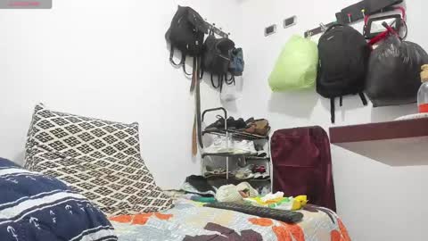 mia soman online show from April 2026 10:25:02 PM