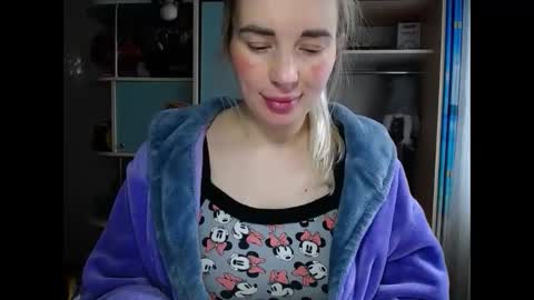 Mia. online show from February 2026 11:07:01 AM