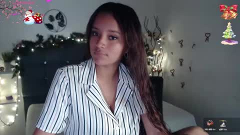 Snapshot of mia_sweetdc chatting on December 2024 07:00:02 PM mia_sweetdc online show from December 2024 07:00:02 PM