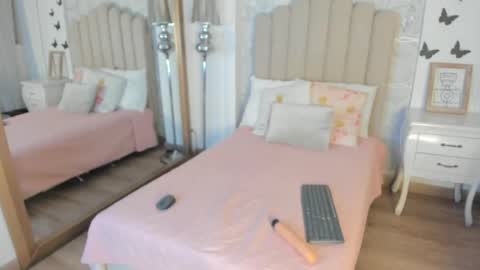mia_tentacion__ online show from May 2026 05:24:01 AM