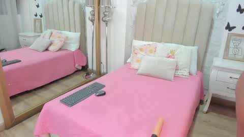 mia_tentacion__ online show from May 2026 03:46:01 AM