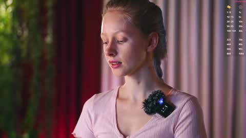 Snapshot of mia_vebes chatting on January 2026 03:14:02 PM Mia online show from January 2026 03:14:02 PM