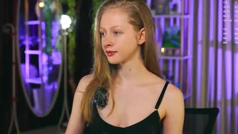 Snapshot of mia_vebes chatting on February 2026 04:49:01 PM Mia online show from February 2026 04:49:01 PM