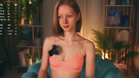 Snapshot of mia_vebes chatting on July 2026 04:22:02 PM Mia online show from July 2026 04:22:02 PM