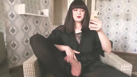 mia_wallase online show from April 2026 02:30:01 PM