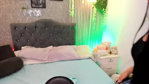 baby miaa online show from March 2026 07:52:01 PM