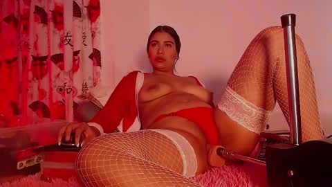 Snapshot of miaa_cameron1 chatting on December 2024 02:22:01 PM Mia online show from December 2024 02:22:01 PM