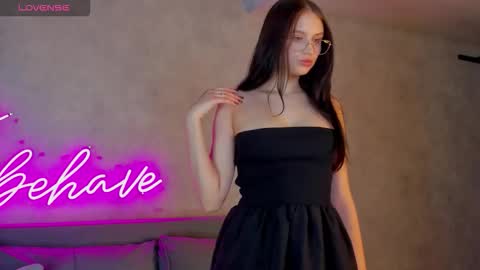 Snapshot of miaa_hill chatting on February 2026 09:49:02 AM Mia online show from February 2026 09:49:02 AM