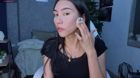 Snapshot of miaa_lee777 chatting on June 2026 09:18:02 PM miaa_lee777 online show from June 2026 09:18:02 PM
