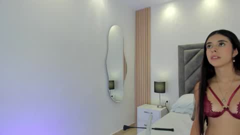 Snapshot of miaa_lind chatting on March 2026 05:02:01 AM miaa Lind online show from March 2026 05:02:01 AM