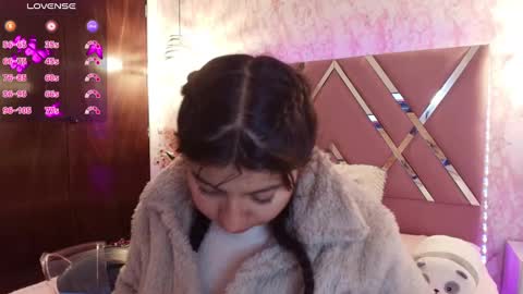 Snapshot of miaa_smiith1 chatting on March 2025 12:11:02 PM miaa_smiith1 online show from March 2025 12:11:02 PM