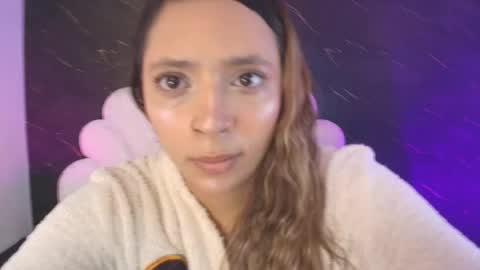Mia online show from May 2026 12:02:01 PM