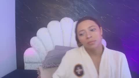 Mia online show from June 2026 12:04:02 PM
