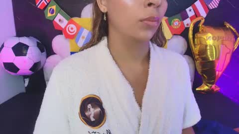 Mia online show from June 2026 11:59:01 AM