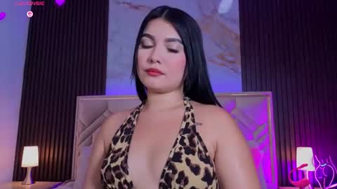 Miaa Farrel online show from June 2026 07:12:01 PM
