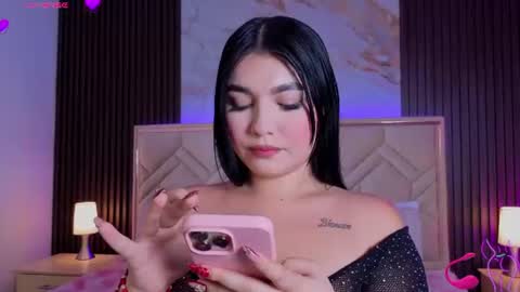 Miaa Farrel online show from June 2026 07:34:02 PM