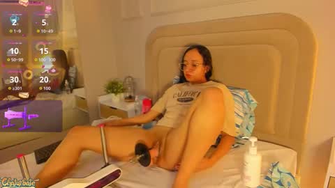 miaaffox online show from February 2026 02:20:02 PM