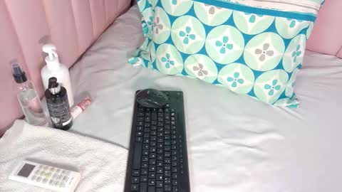 miaaffox online show from March 2026 03:34:02 AM