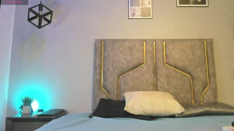 miaakittyy online show from June 2026 11:35:01 AM