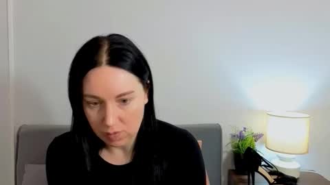 Snapshot of miaalluring chatting on March 2026 04:22:02 PM Mia online show from March 2026 04:22:02 PM