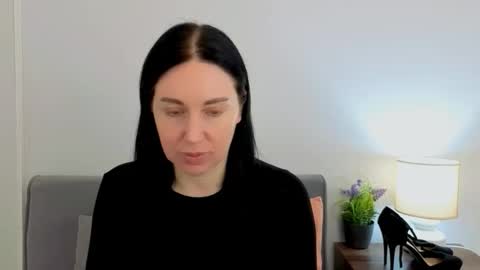 Snapshot of miaalluring chatting on March 2026 04:11:02 PM Mia online show from March 2026 04:11:02 PM