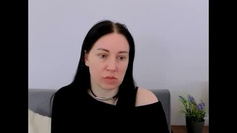 Snapshot of miaalluring chatting on March 2026 04:17:02 PM Mia online show from March 2026 04:17:02 PM