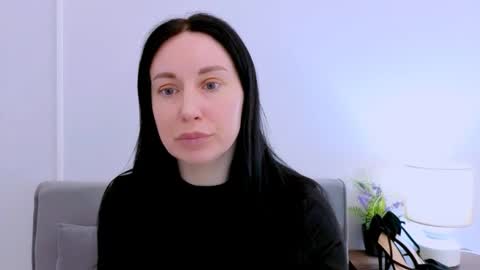 Snapshot of miaalluring chatting on April 2026 03:53:02 PM Mia online show from April 2026 03:53:02 PM