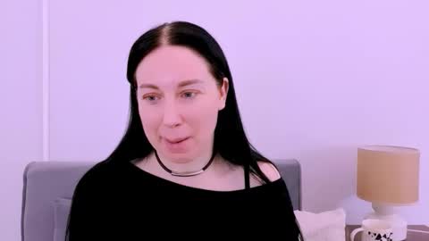 Snapshot of miaalluring chatting on April 2026 03:30:02 PM Mia online show from April 2026 03:30:02 PM