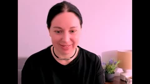 Snapshot of miaalluring chatting on April 2026 03:28:02 PM Mia online show from April 2026 03:28:02 PM