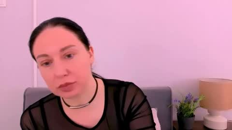 Snapshot of miaalluring chatting on April 2026 03:27:02 PM Mia online show from April 2026 03:27:02 PM