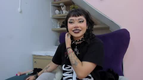 Snapshot of miaamane chatting on January 2025 12:31:01 PM Mia online show from January 2025 12:31:01 PM